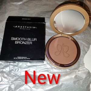 NEW Anastasia Beverly Hills Smooth Blur Bronzer - Bronze Bay